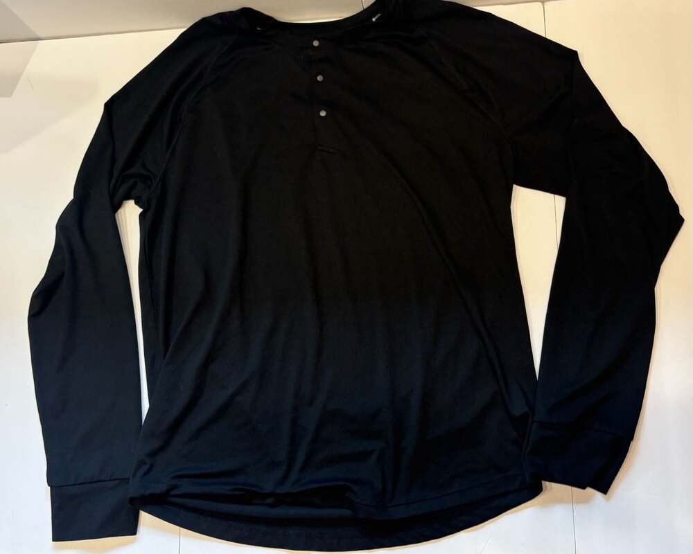 Gaiam NWOT Men's Long Sleeve Henley Shirt- XL
